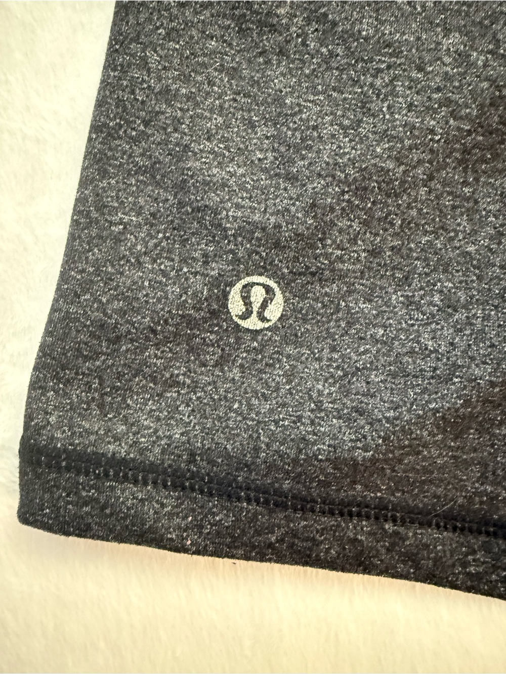 Lululemon Women's Black Yoga Shorts Size 12 - Picture 3 of 4